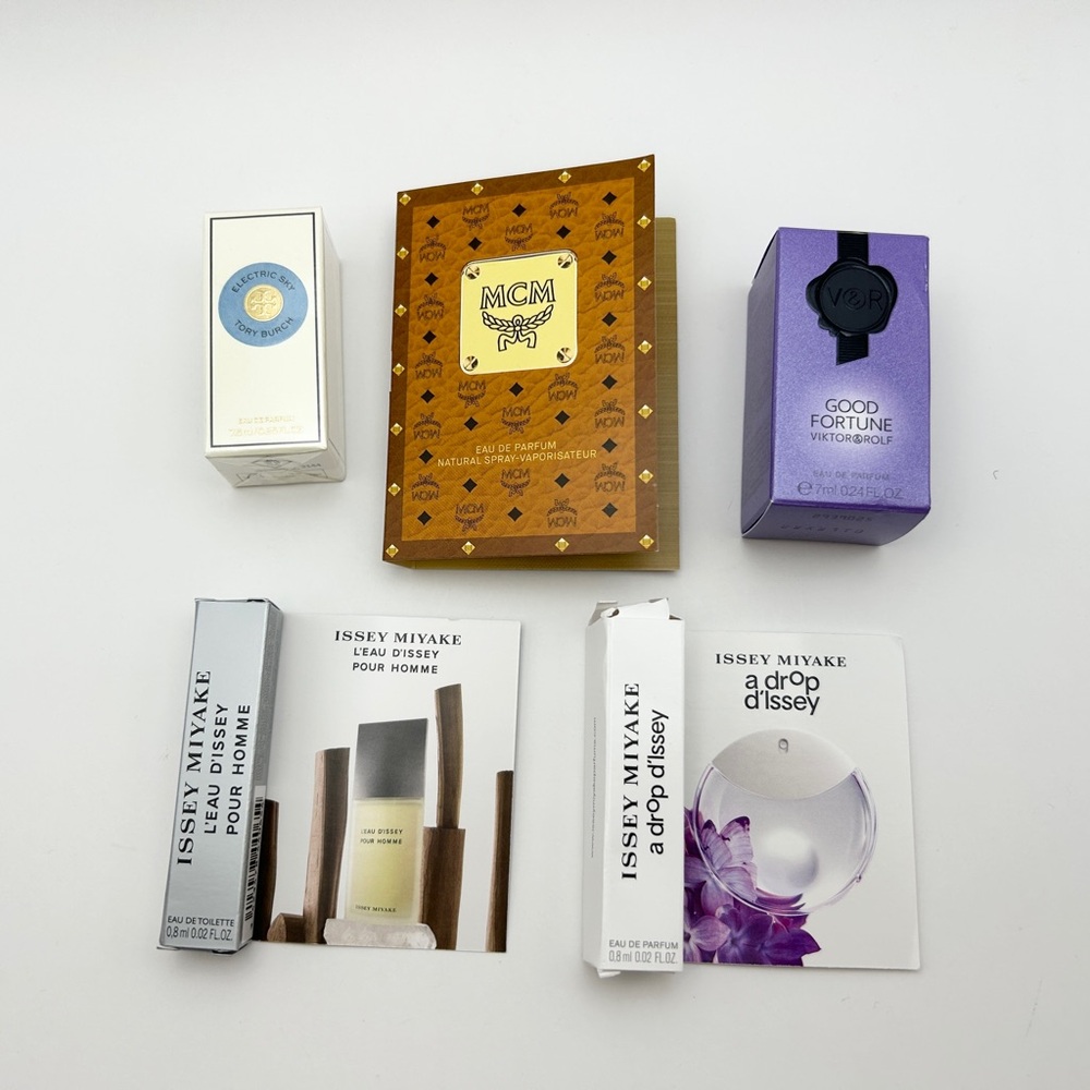 5 Pact Assorted Mid Range Lux Brand Cosmetic Samples, New